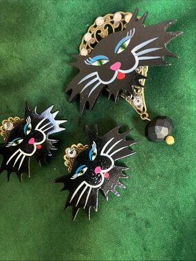 Katrina Cat Logo pin earring set! Cat jewelry Meow
